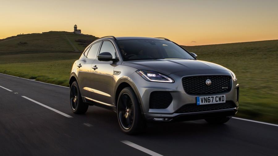 Jaguar E-Pace R-Dynamic P300 AWD 2017 года  (UK) (фото 6 из 44)